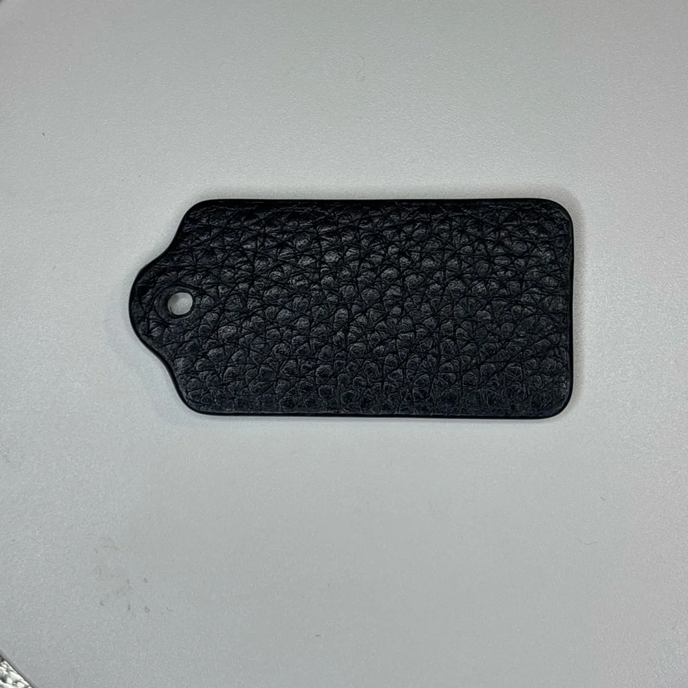 Coach Large Textured Black Leather Hangtag - Picture 2 of 2